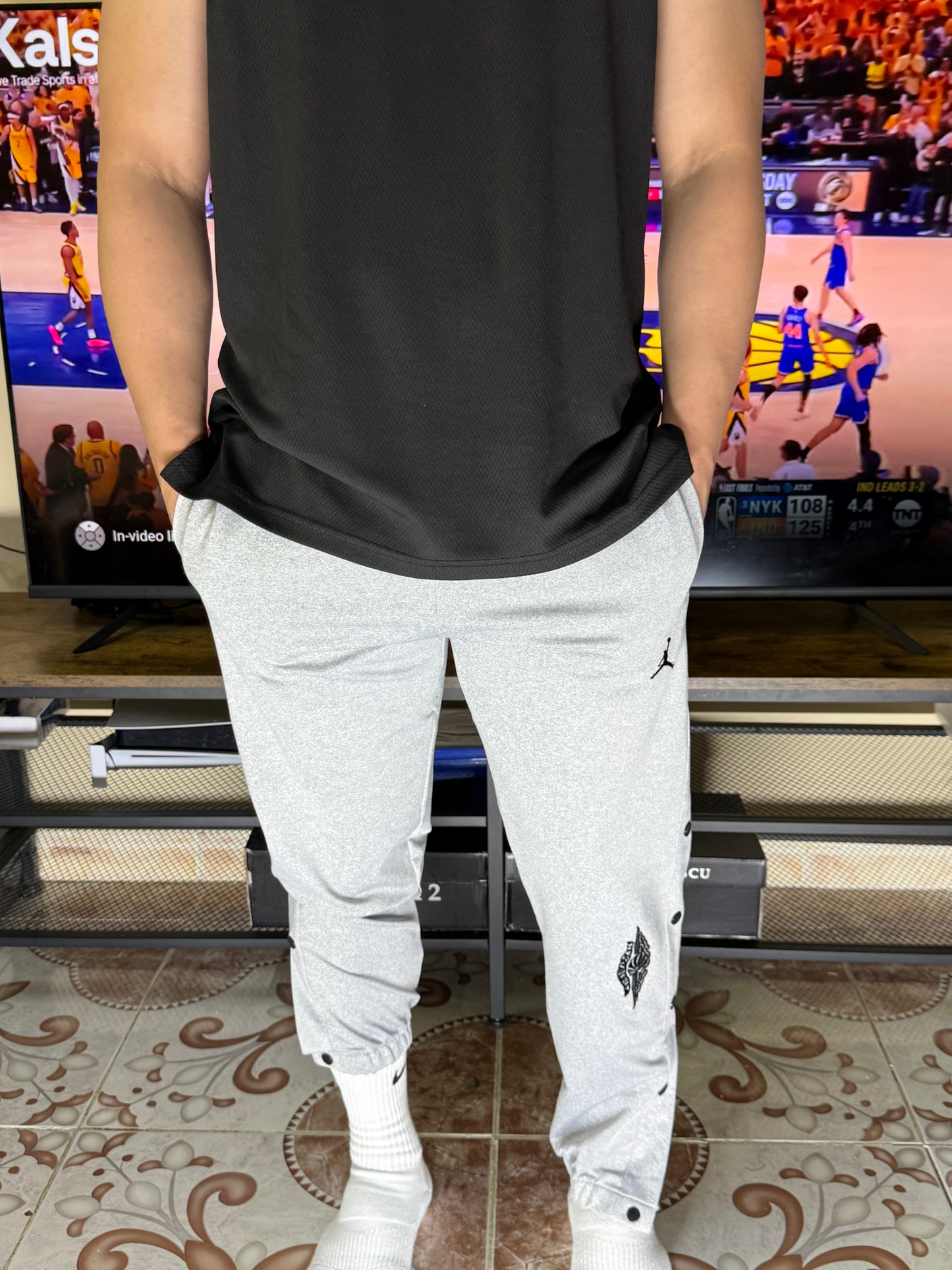 Basketball Jogger - Gray